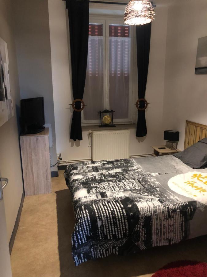 Appartement Spacieux Flize Eksteriør billede
